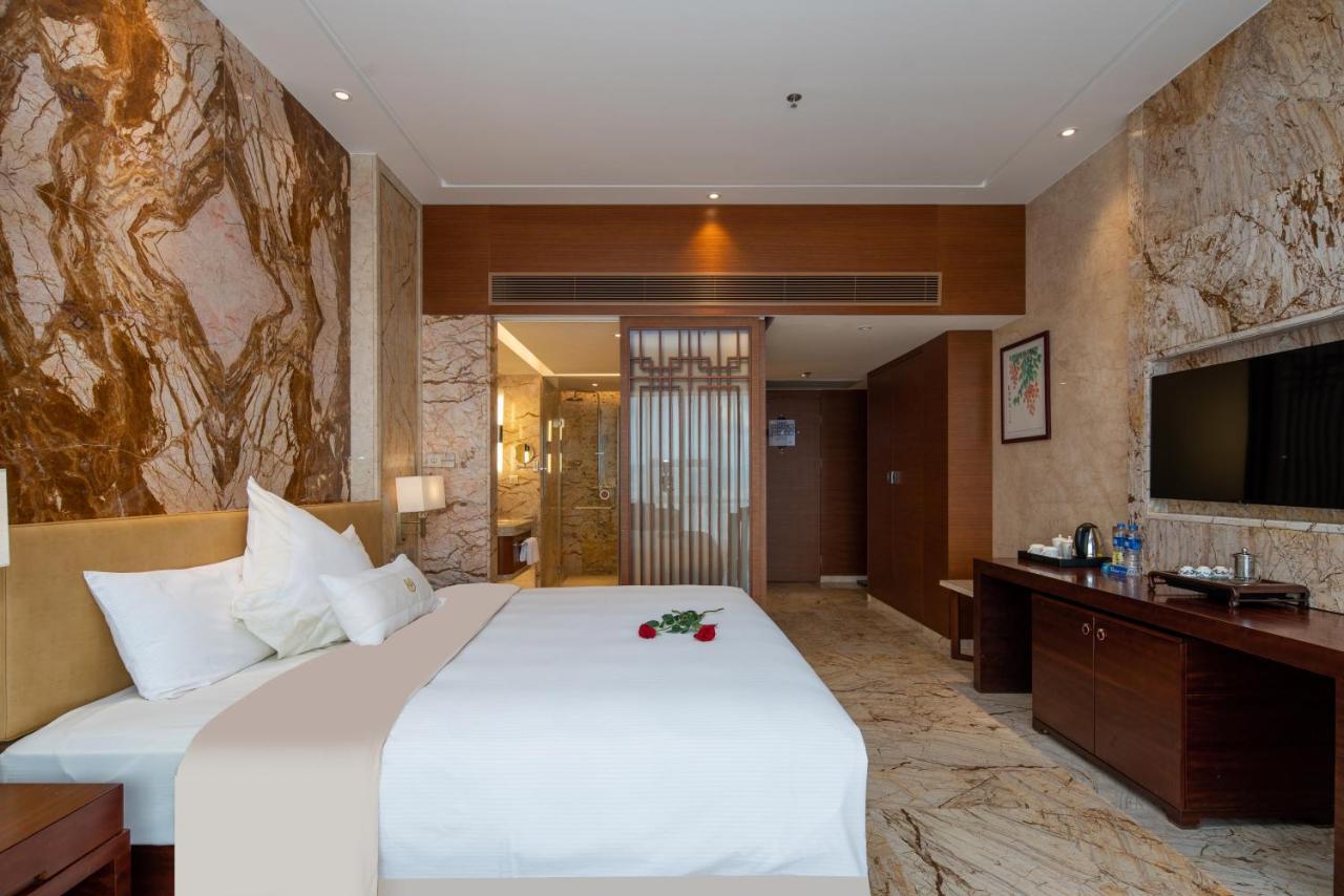 King Royal Hotel Yunfu Exterior photo